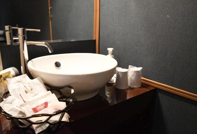 スタンダードルーム, Century