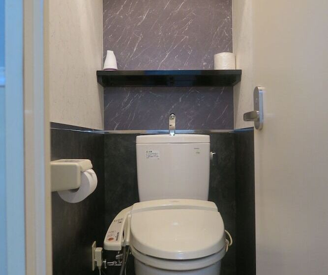 スタンダードルーム, Century