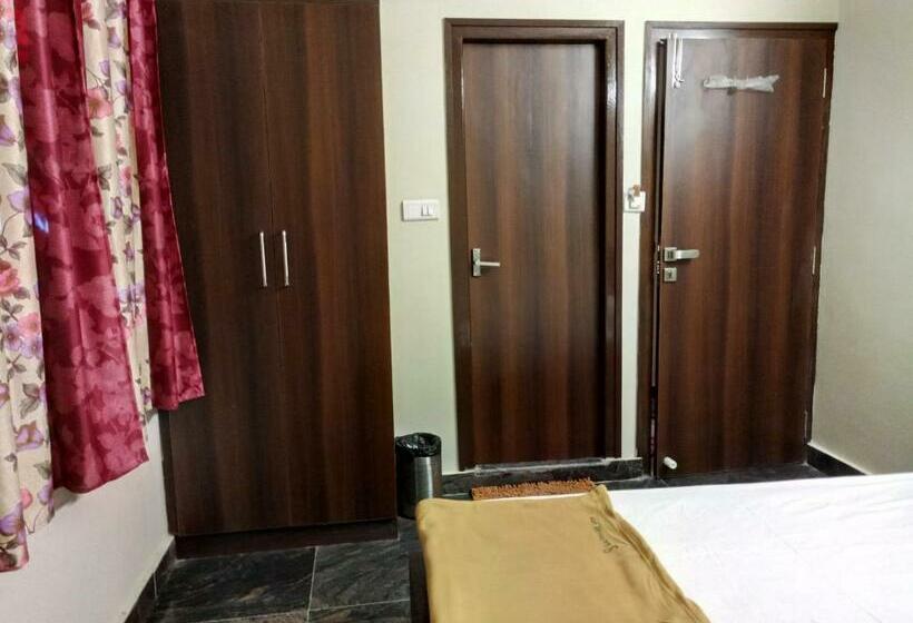 Pokój Ekonomiczny, Sapphire Stay