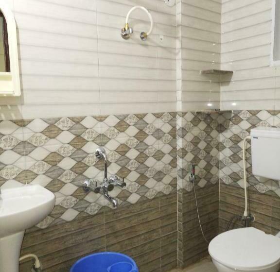 Pokój Ekonomiczny, Sapphire Stay