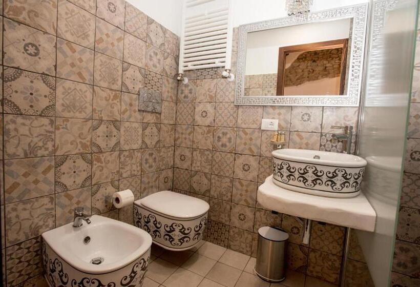 غرفة ديلوكس سرير كينج, Luxury Relais Cuore Sabino