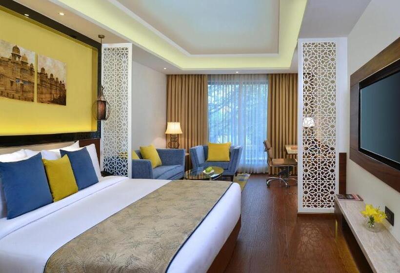 Номер Deluxe, Radisson Gwalior