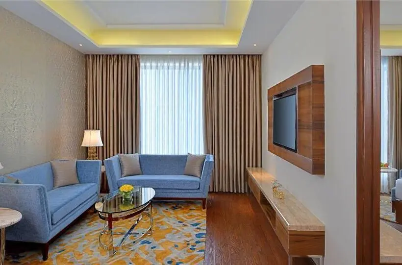 Suite, Radisson Gwalior