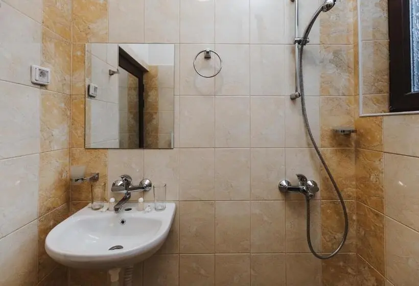 バルコニー付きスタンダードルーム, Zlatograd 2 Iosifova Guest House