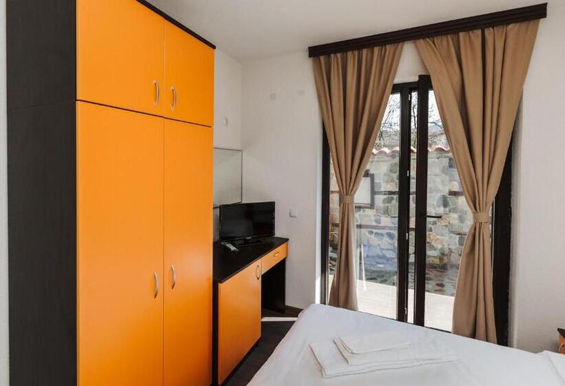 スタンダードトリプルルーム, Zlatograd 2 Iosifova Guest House
