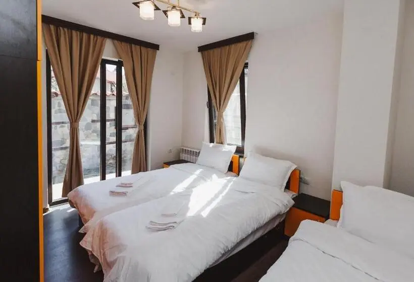 スタンダードトリプルルーム, Zlatograd 2 Iosifova Guest House