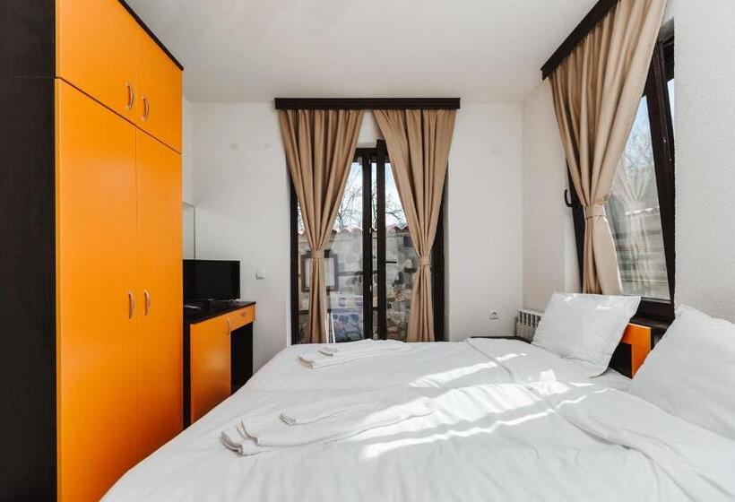 Номер Стандарт Трехместный, Zlatograd 2 Iosifova Guest House