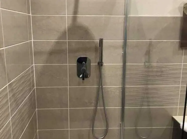 اتاق سوپریور چهار تخته, B&b Geolja