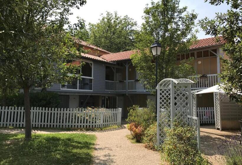 غرفة قياسية, Le Bistrot D Eugenie