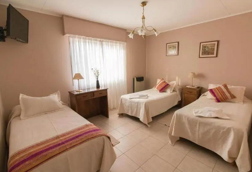 اتاق کلاسیک سه تخته, Hosteria La Casa De Ketty