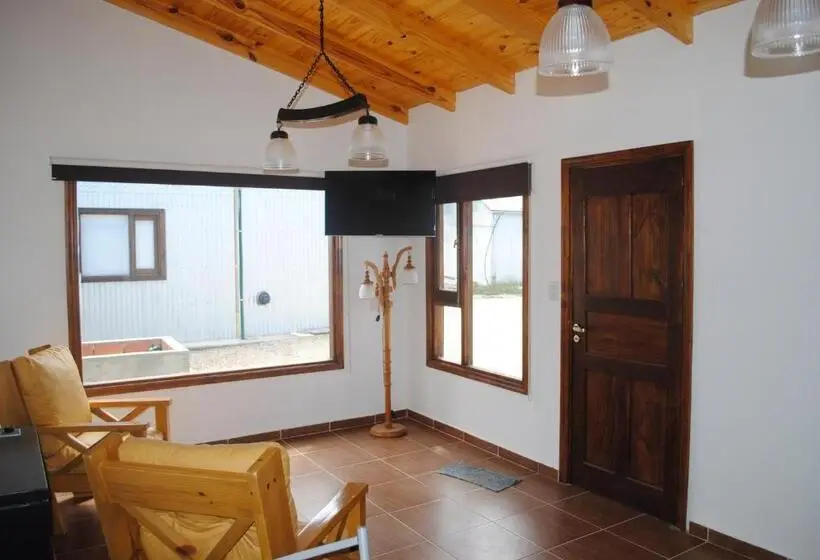 بنگله خانوادگی, Hosteria La Casa De Ketty