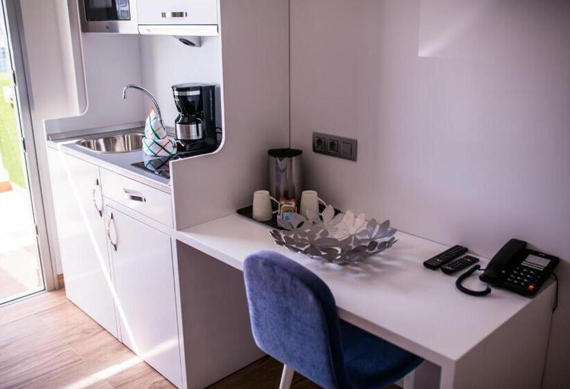 Quarto Superior Vista Mar Lateral, Ig Nachosol Atlantic & Yaizasol by Servatur - Adults Only