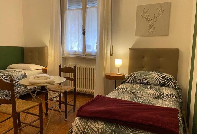 اتاق استاندارد با سرویس بهداشتی مشترک, Affittacamere Room Ospedale Maggiore