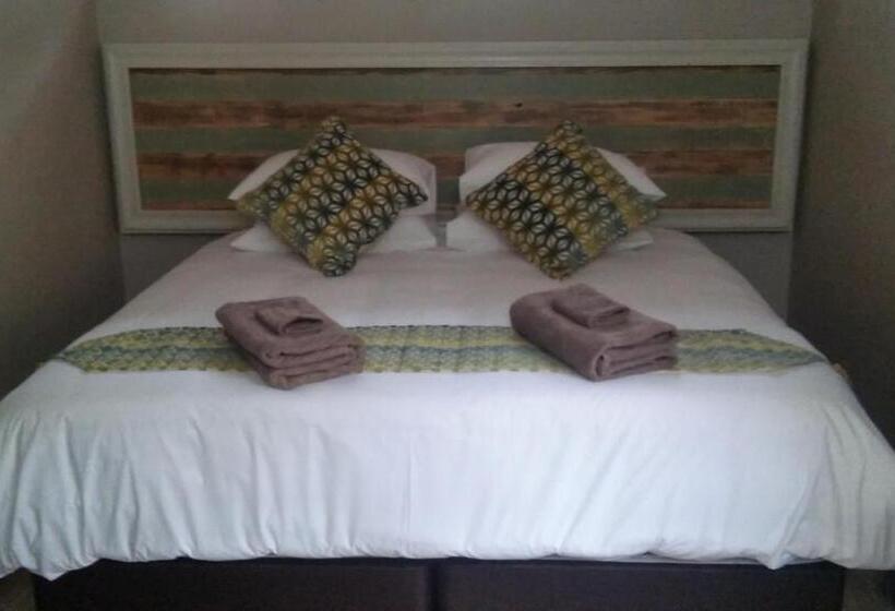 اتاق لوکس با تخت بزرگ, Hanna S Place