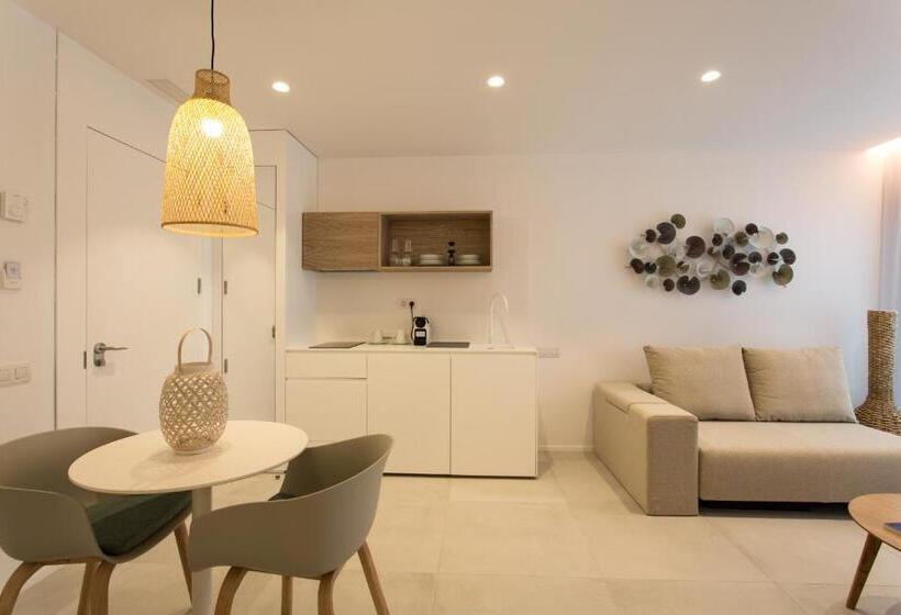 سوییت جونیور در طبقه همکف, Sa Pedrera Suites & Spa