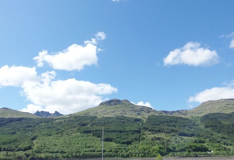 Номер Стандарт Вид на Горы, Twostones