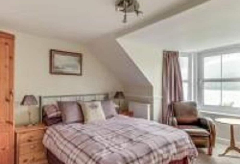 Номер Стандарт Вид на Горы, Twostones