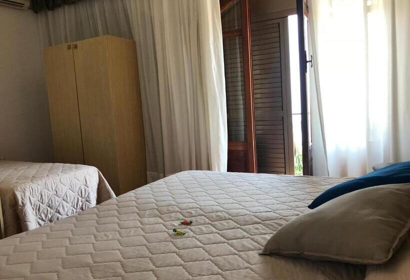 Triple Room Sea View, La Sirenetta