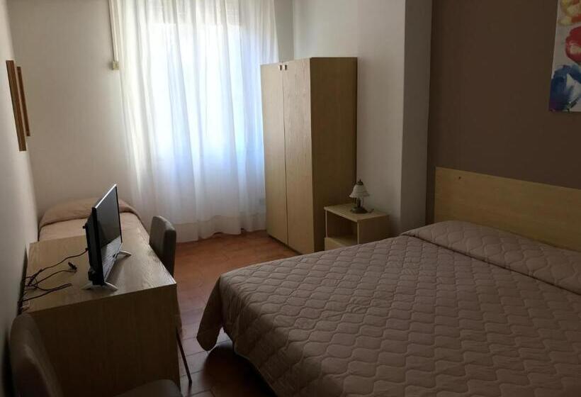 エコノミートリプルルーム, La Sirenetta