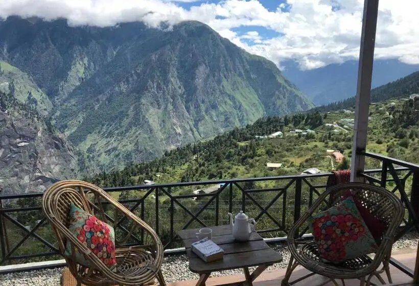 マウンテンビュースタンダードルーム, Mountain Rover Auli Resort
