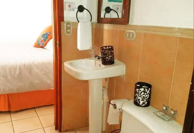 اتاق استاندارد, Hostal Las Puertas