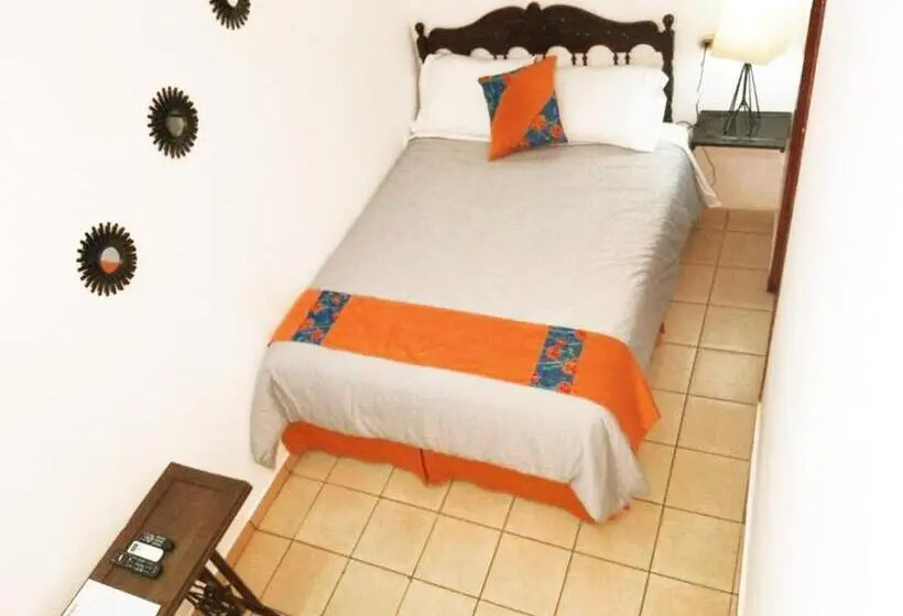اتاق استاندارد, Hostal Las Puertas