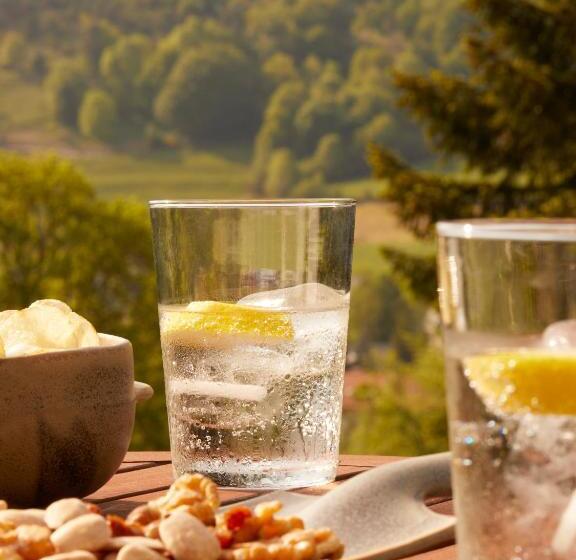 Номер Стандарт, Et Del Bac