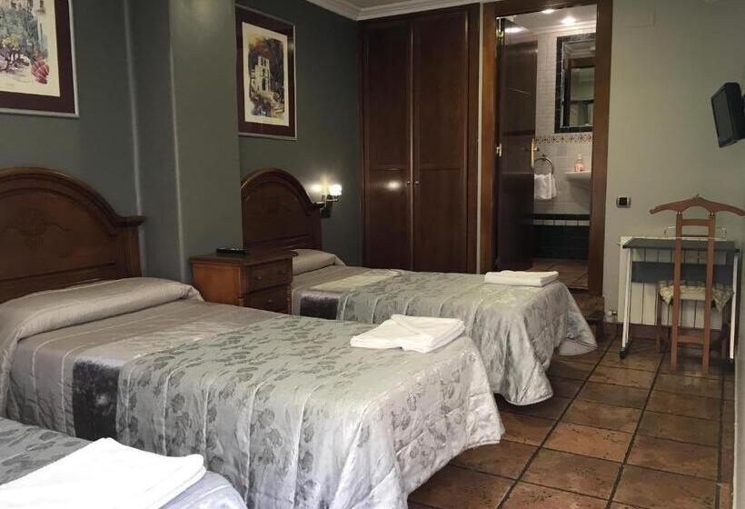 컴포트 트리플 룸, Pension La Redonda