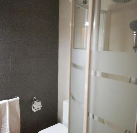 １階のスタンダードルーム, Hostal Casa Tino