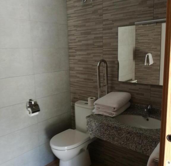 Стандартный Номер Нижний Этаж, Hostal Casa Tino