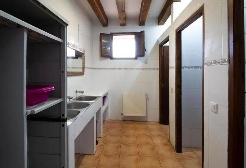 ルームシェアのワンベッド, La Pata De Oca Hostal Rural Y Albergue