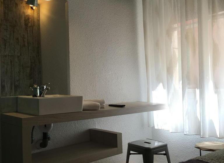 Номер Стандарт Совместная Ванная, Roomconcept Hostel
