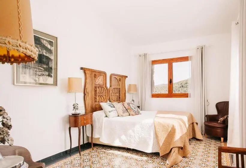 ویلای یک اتاق خوابه با استخر شنا, Vila Caelus Masia Boutique