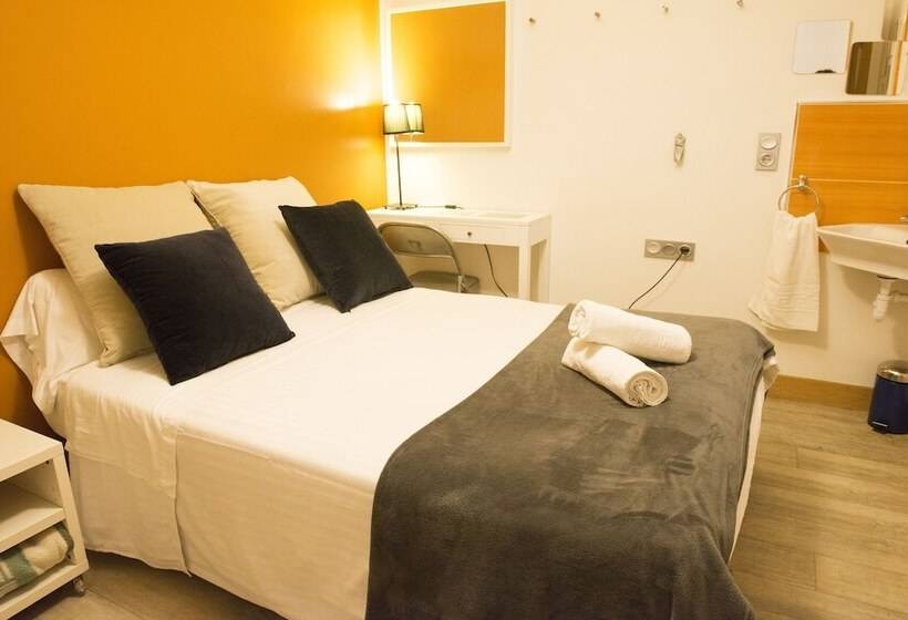 스탠다드 룸 공동 욕실, Pension Aia