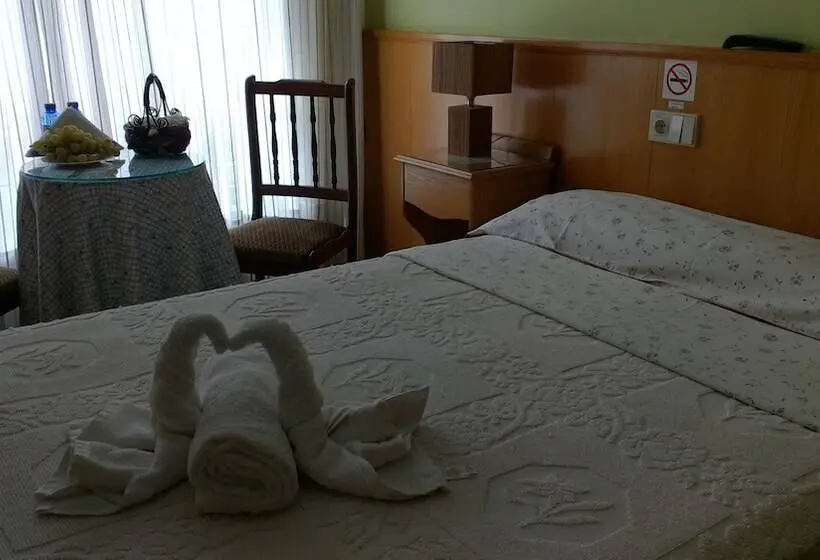 スタンダードルーム, Hostal Ponte Dos Santos