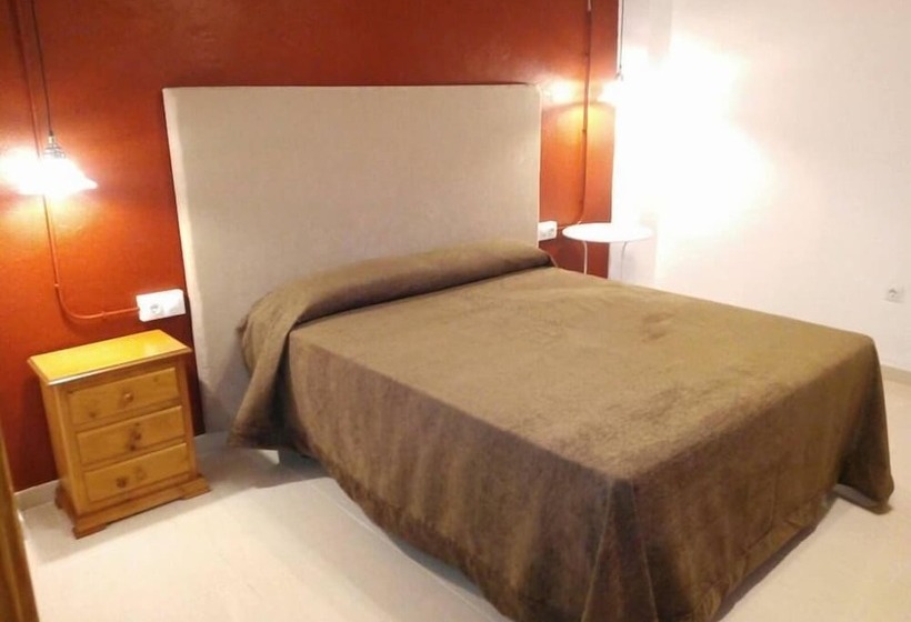 Четырехместный Номер Стандарт, Hostal Rural Ben Nassar