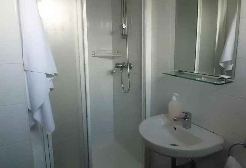 スタンダードルーム, Hostal Caracas
