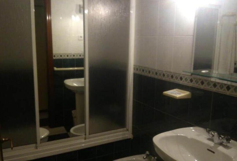 Номер Стандарт, Hostal El Camionero