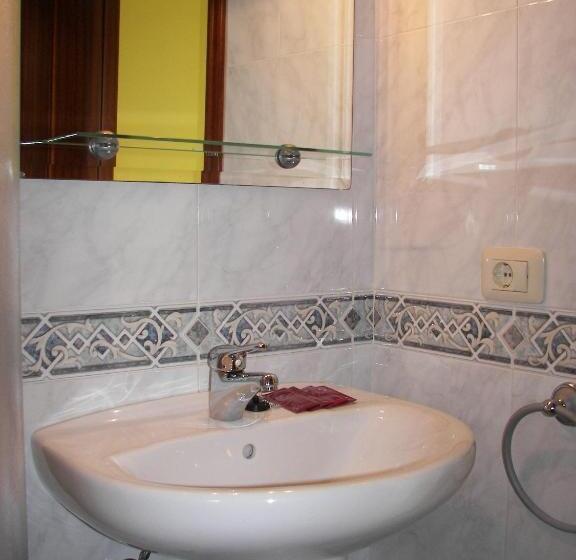 Номер Стандарт Вид на Море с Балконом, Hostal Santa Marta Playa