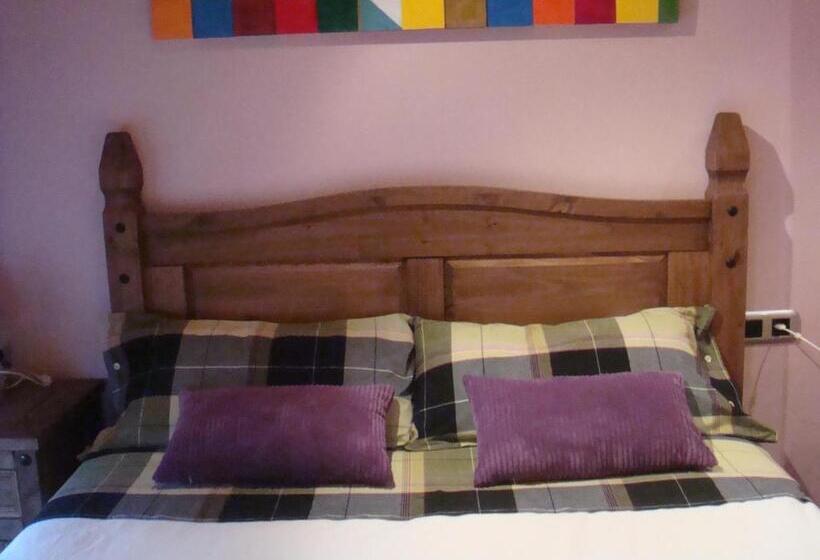 1ベッドルームハウス, La Serreta