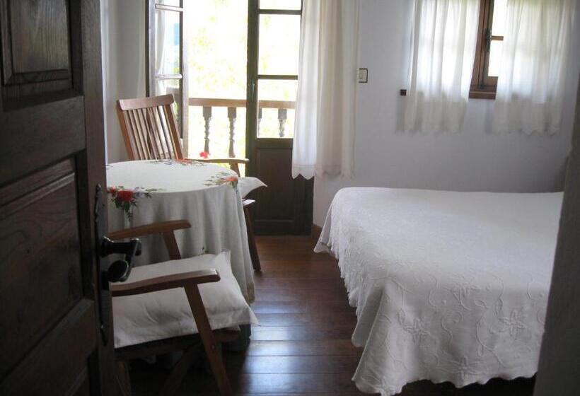 バルコニー付きスタンダードルーム, Posada Torcaz