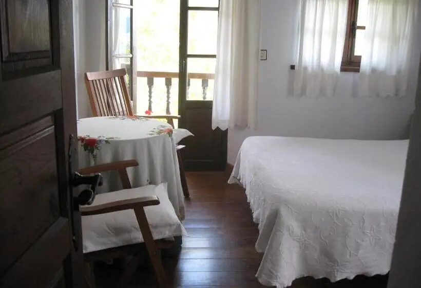 Standard Værelse m. Balkon, Posada Torcaz