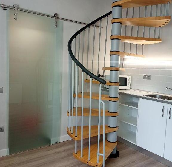 标准工作室, Ca La Carmeta