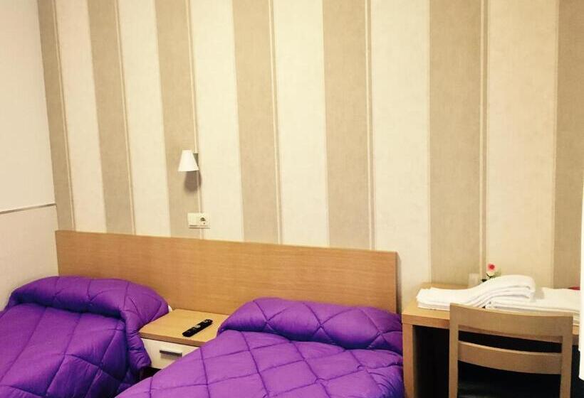 غرفة قياسية, Hostal La Cortijana