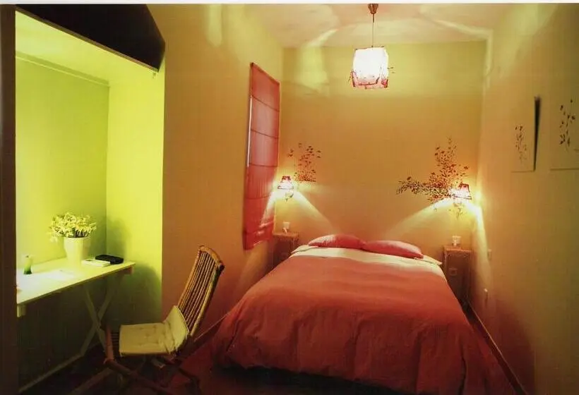 اتاق اکونومی, Hostal Fornos
