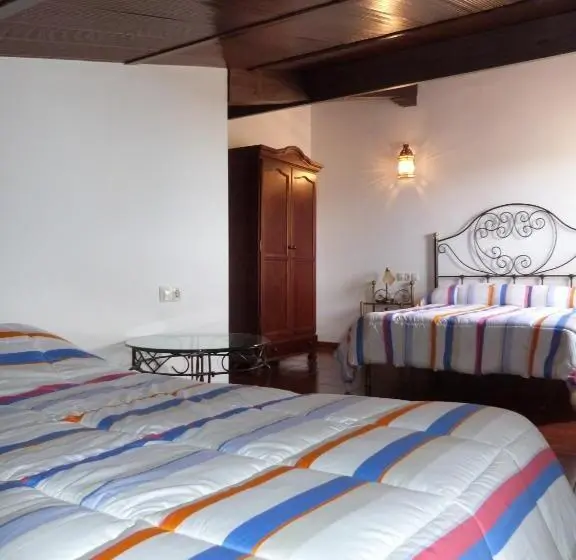 スタンダードトリプルルーム, Hostal Restaurante Las Canteras