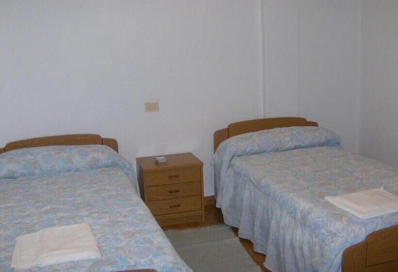 Quarto Economy, Pensión Monterredondo