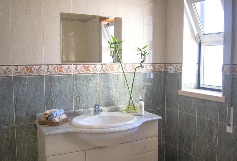 סוויטה עם טרסה, Aloha Burgau Guesthouse