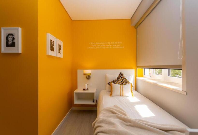 חדר סטודיו סטנדרד, Chic Studios