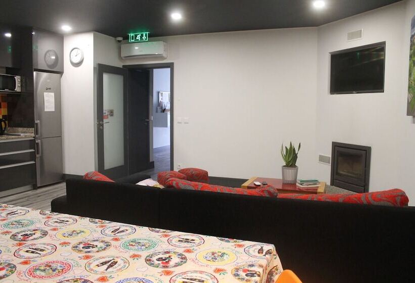 חדר סטנדרט לשלושה, Residencial Kuarenta&um